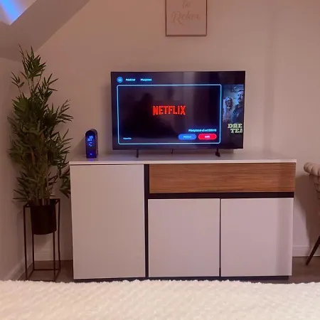 Elizabeth Apartment